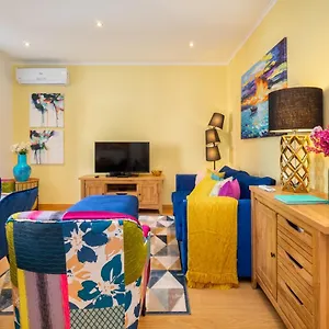 whome-premium-family-apartment-w-lift-ac-barbecue.hotels-lisbon-portugal.com/